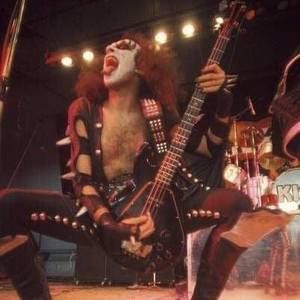 Meet your Posher, Kenneth